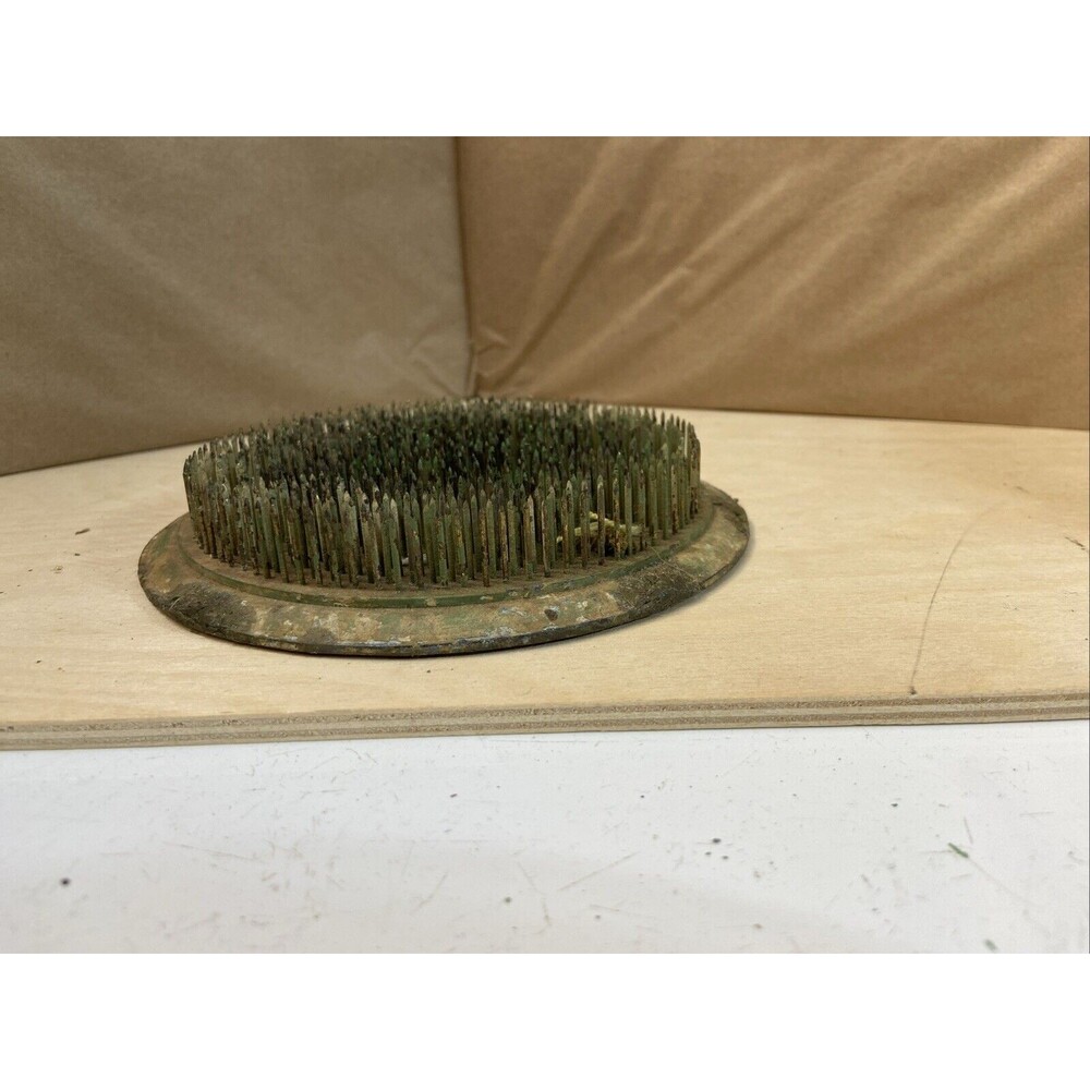 Vintage Vogue No 7 Flower Holder Metal Frog by Beagle MFG Pasadena CA USA